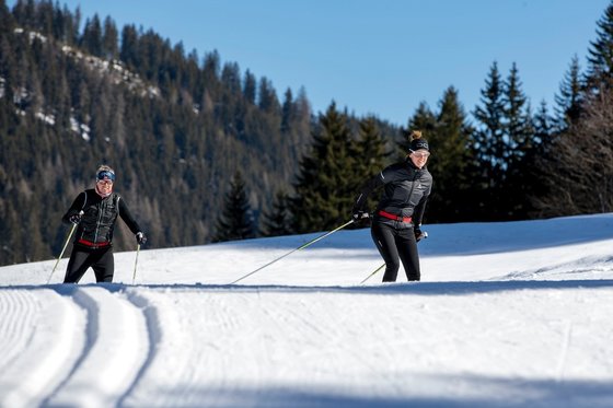 Cross-country skiing at the Weirerteich (c) Tom Lamm