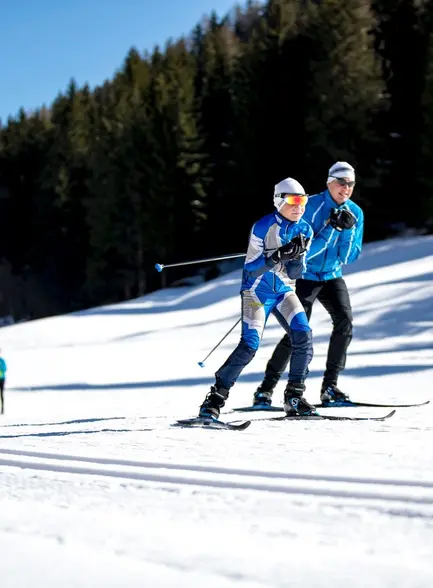 Cross country skiing & tobogganing Cross country skiing & tobogganing