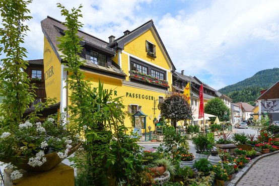 Exterior view of Hotel Lercher in spring