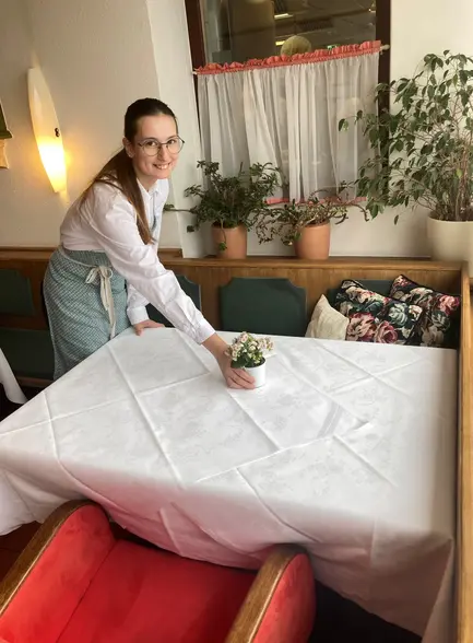 Restaurant specialist Restaurant specialist