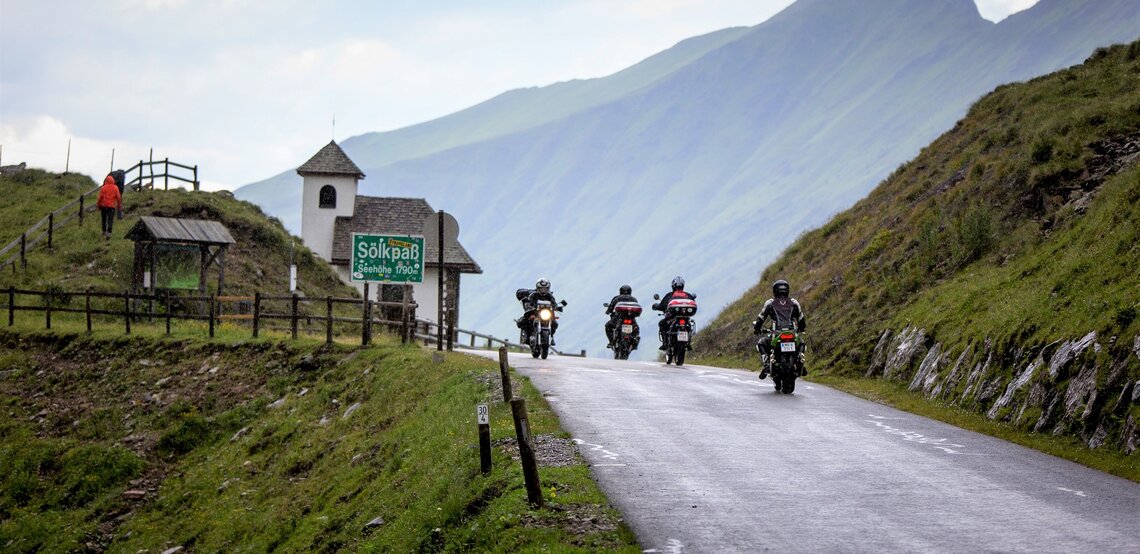 Motorcyclist on the Sölkpass (c) Tom Lamm.