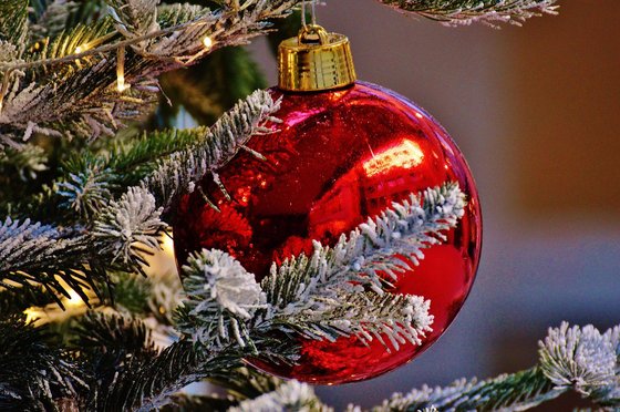 Christmas bauble on the tree in Murau Gasthof Hotel Lercher