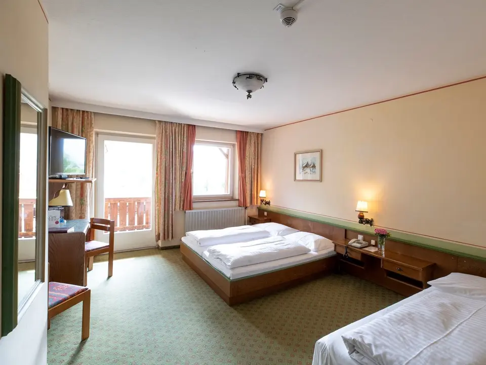 Budget Garden Room 3* in Hotel Lercher