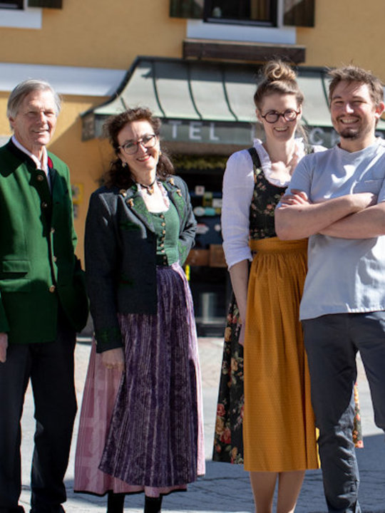 Family Lercher in front of Murmauer Gasthof Hotel Lercher Family Lercher in front of Murmauer Gasthof Hotel Lercher